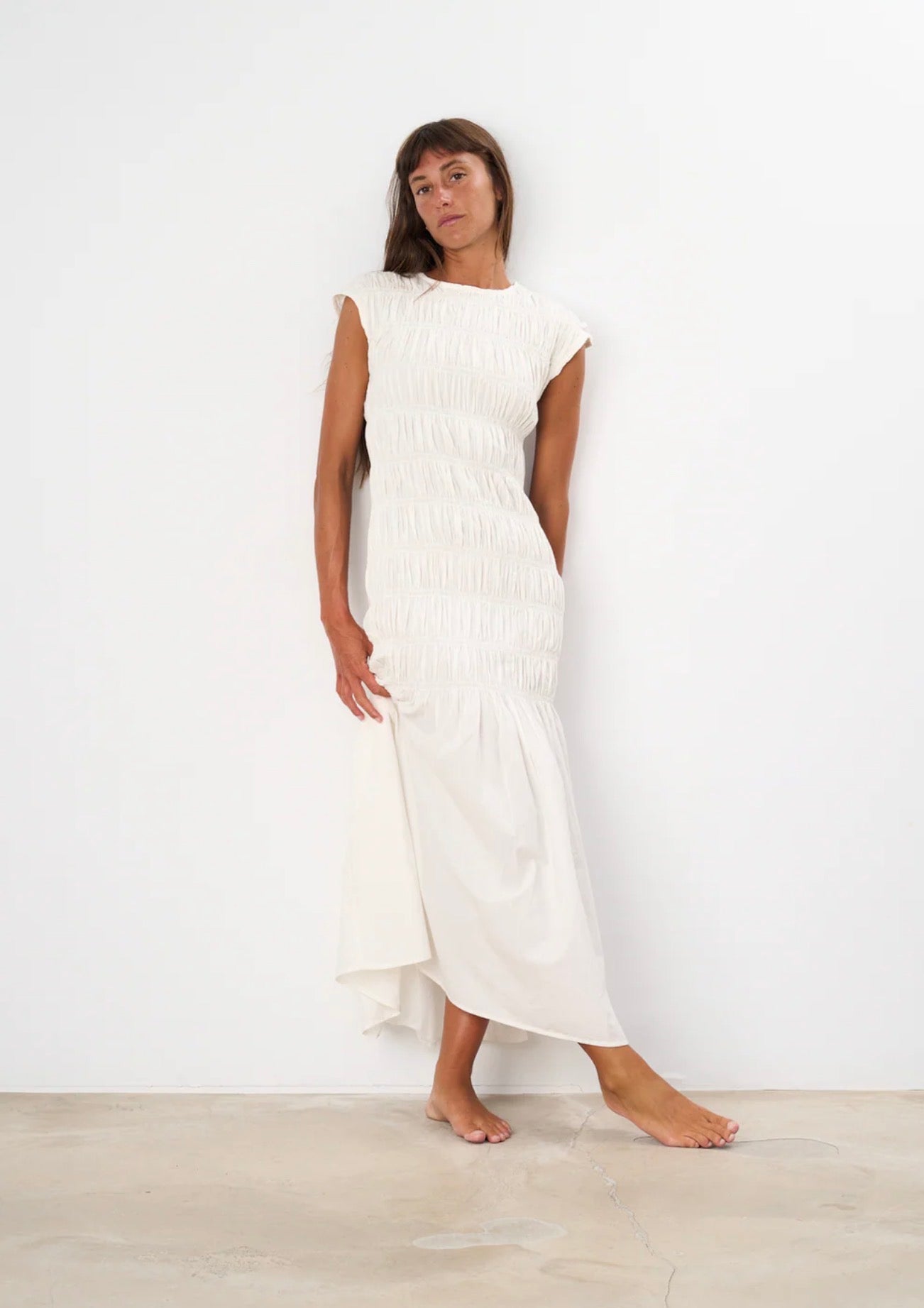 Bee dress white